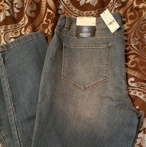 Jeans... never worn and with tag
